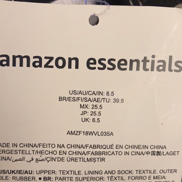 Black sneakers by Amazon Essentials, size 8 1/2, so comfy and good looking - Picture 6 of 6